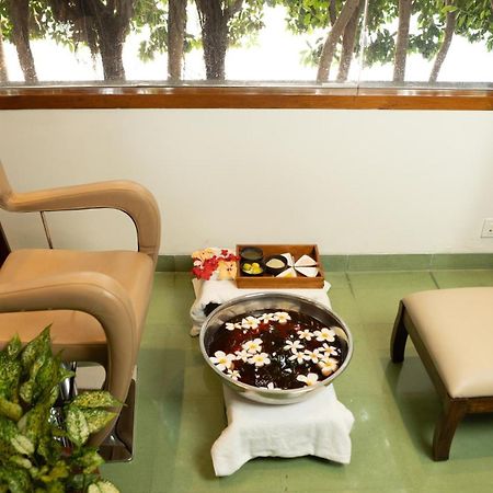 Hotel Naad Wellness à Sonipat Extérieur photo