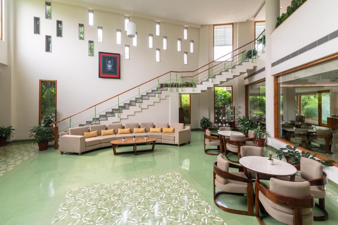 Hotel Naad Wellness à Sonipat Extérieur photo