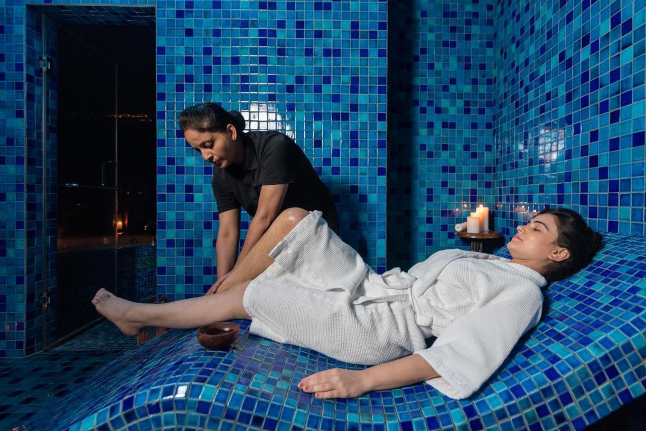 Hotel Naad Wellness à Sonipat Extérieur photo